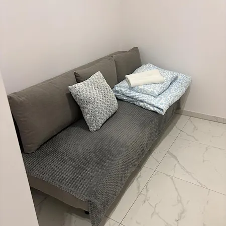 Apartment 25 - Ghetto Heroes Square
